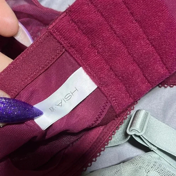 HSIA 4 PC Bra Bundle Underwire 44D Lacey Feminine - Picture 4 of 7